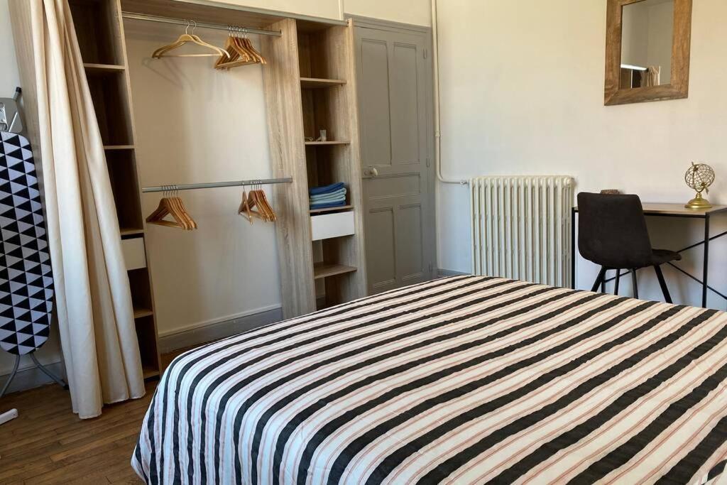 L'Appartement De Moliere N°3 Montluçon Εξωτερικό φωτογραφία