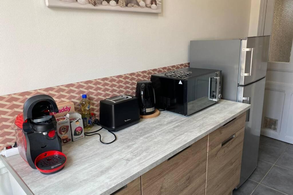 L'Appartement De Moliere N°3 Montluçon Εξωτερικό φωτογραφία
